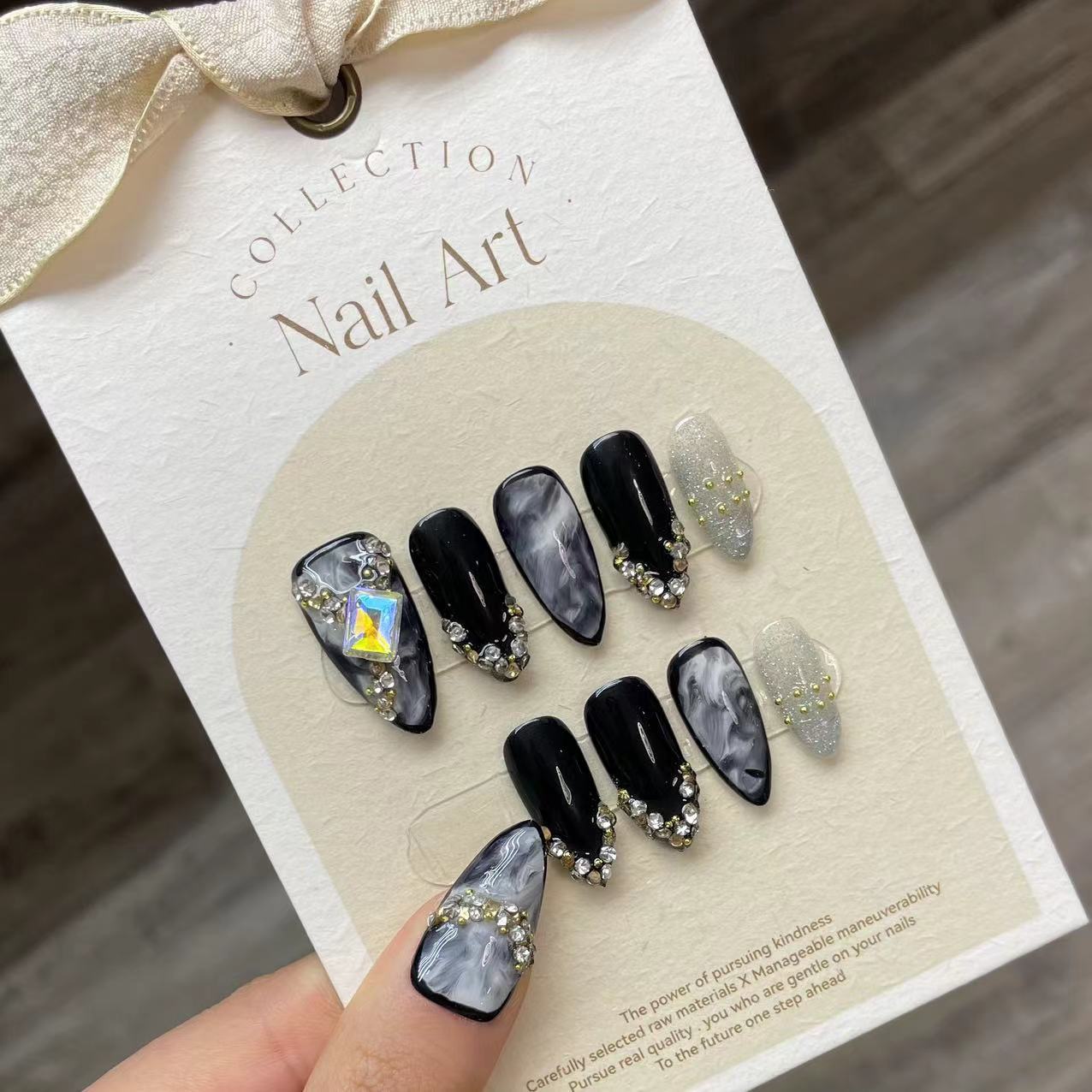 Handmade Press on Nails Black  - Nail Art Press On ulasan dan harga